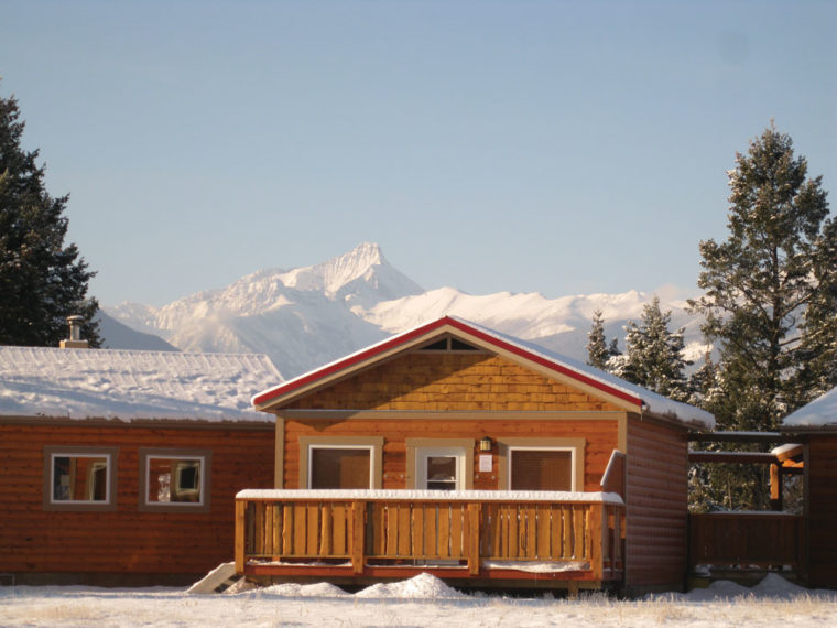 5 Luxurious Cabins in the Woods Avenue Calgary