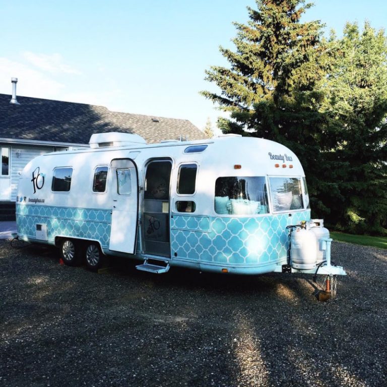 Hire the Thyme Out Beauty Bus for a Spa Day That Comes to You Avenue