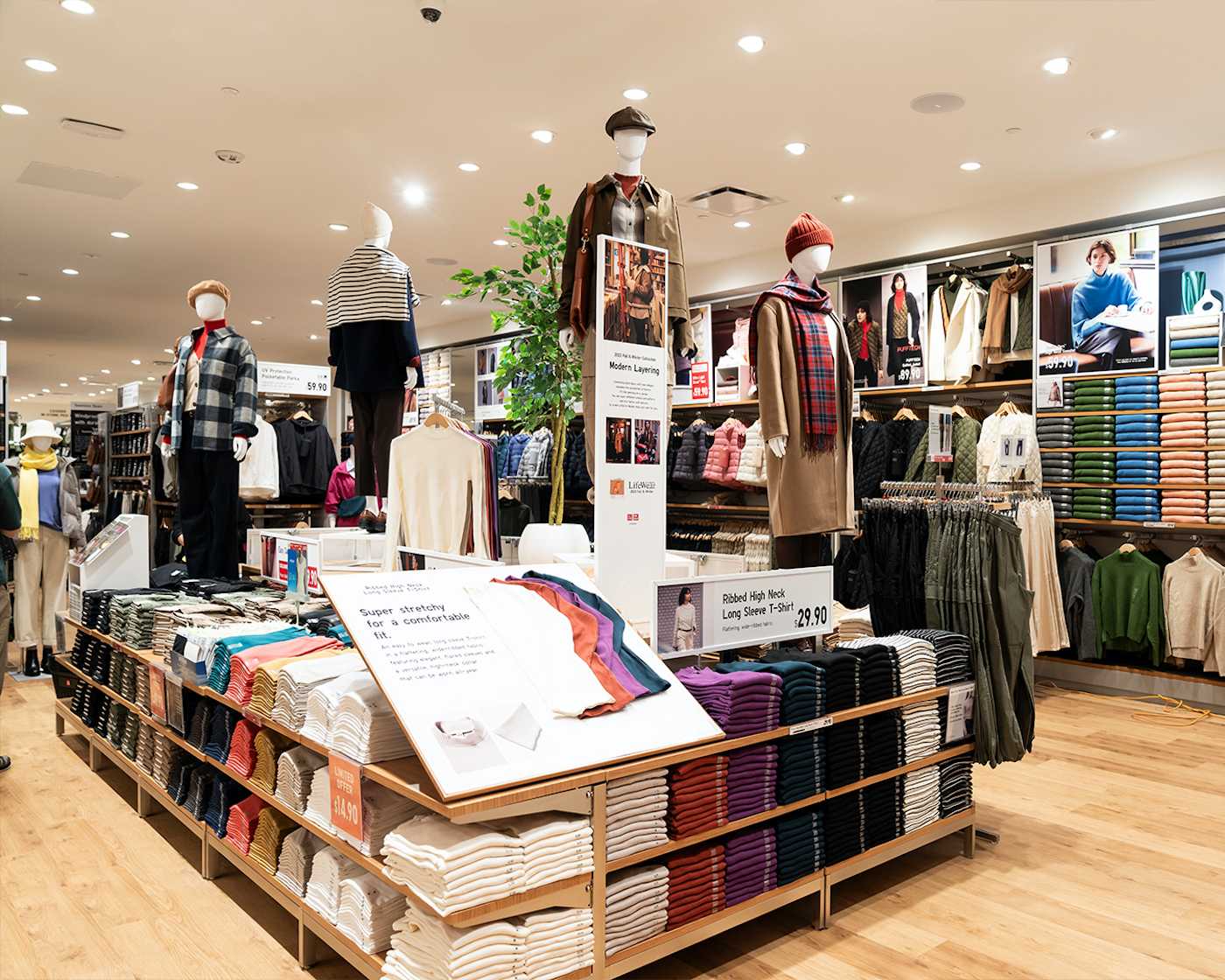 Japanese Retailer Uniqlo Opens New Store in Calgary - Avenue Calgary