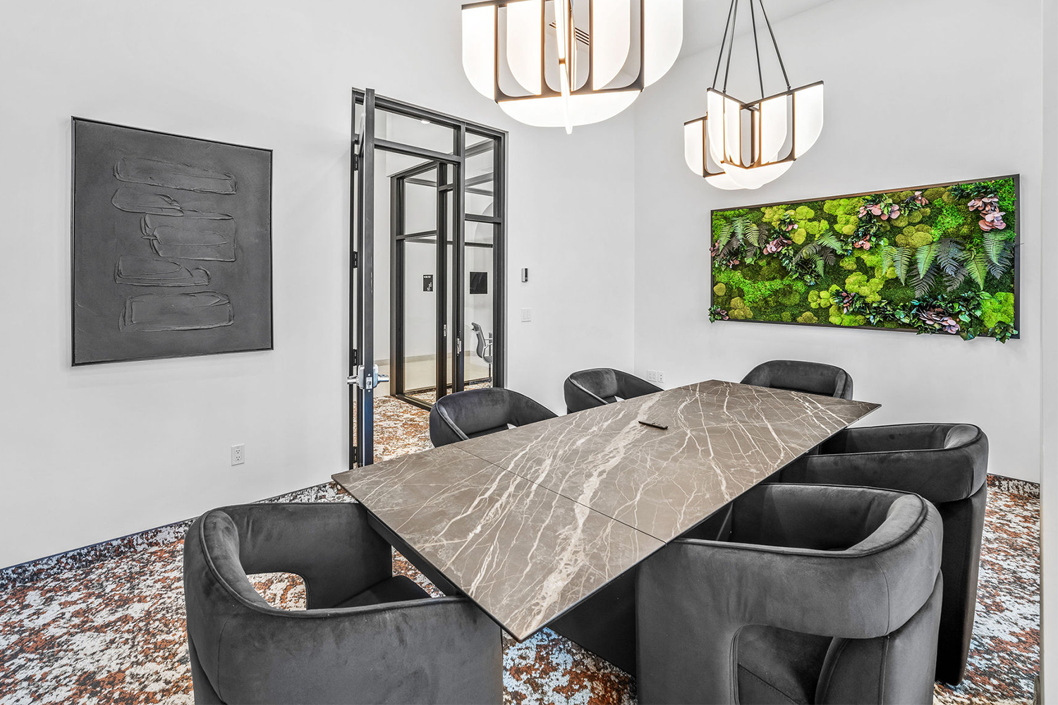 Modern Design Meets Everyday Comfort - Avenue Calgary