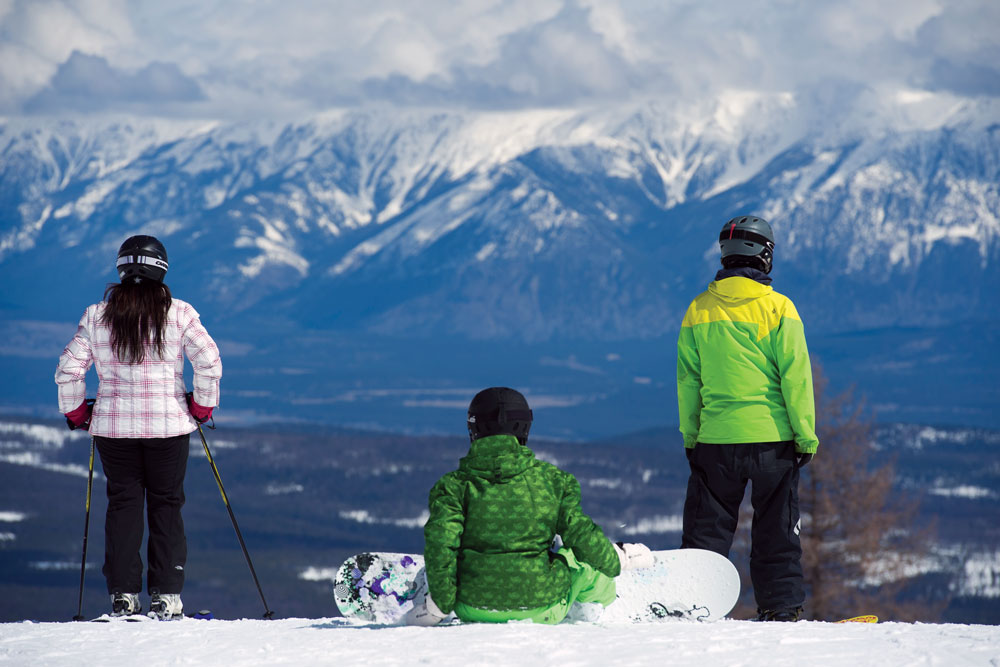 Spring Skiing Deals the Mountains -